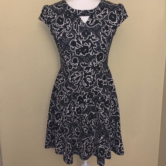 Other - Girls Dress sz 16